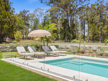 <b>Frameless Glass Pool Fencing in King Creek</b>