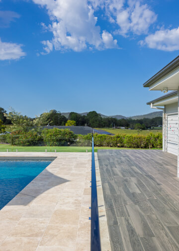<b>Frameless Glass Pool Fencing in King Creek</b>
