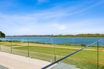 Gallery - Mid Coast Glass Fencing
